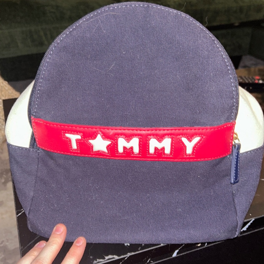 Tommy Hilfger 🎒